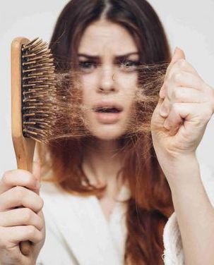 علاج الشعر التالف من البروتين