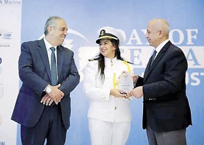 أول مهندسة بحرية مصرية