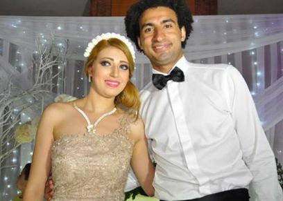 الفنان علي ربيع وزوجته ندا محمد