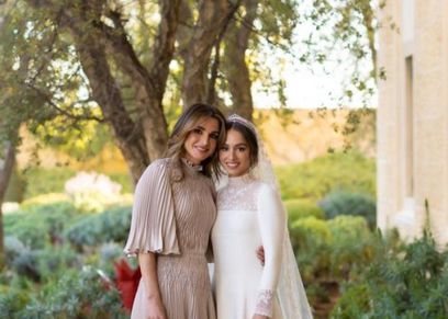 الملكة رانيا مع الأميرة إيمان خلال حفل الزفاف