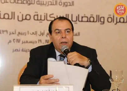  الدكتور أحمد حسنى رئيس جامعة اﻷزهر اﻷسبق