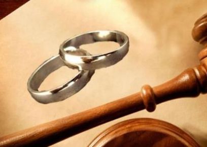 هل تسلب حقوق الزوجة إذا طلبت الطلاق من زوجها.. 