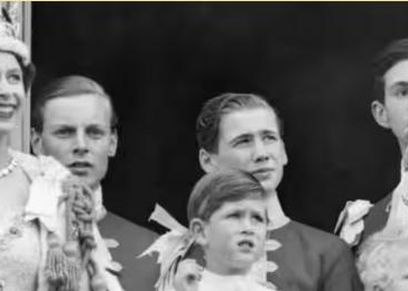 صورة أرشيفية للعائلة المالكة في بريطانيا