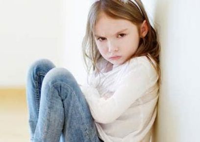 6 نصائح للتعامل مع الطفل العنيد والعصبي