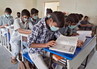 وقف المدارس بسبب انتشار فيروس كورونا