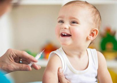 تطعيمات الأطفال - تعبيرية