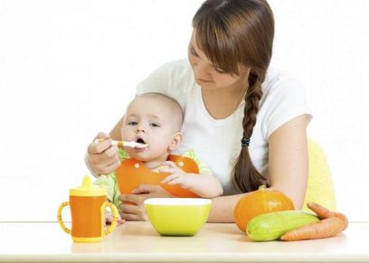 أطعمة للأطفال حديثي الولادة