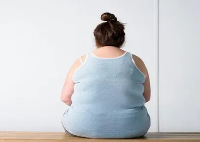 موقف محرج يجبر سيدة على فقدان 45 كيلو من وزنها في عام واحد