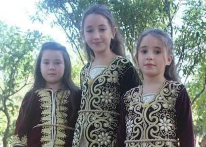 أطفال الجزائر في ملابس تراثية