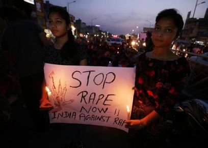 بالصور| طفلة هندية تشنق نفسها بعد اغتصابها على يد 8 رجال