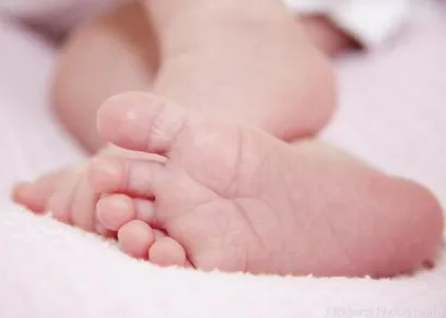 قانوني يوضح المسئولية للجنائية لطفل الدقهلية الذي قتل شقيقته الرضيعة