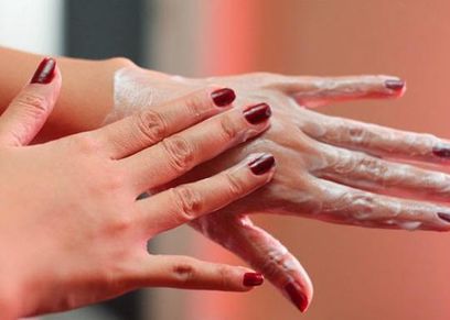 علاج جفاف اليدين في الشتاء