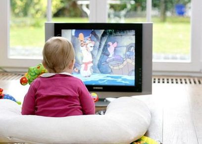 خطورة البرامج التليفزيونية على الطفل