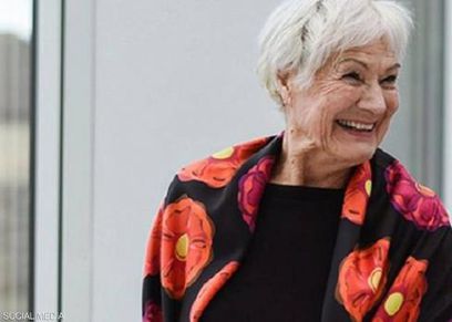 عجوز بريطانية تصبح عارضة أزياء بعدما بلغت الـ80 من عمرها: