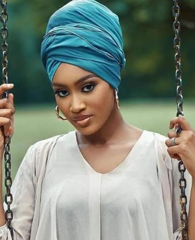 أول مسلمة والمحجبة الوحيدة.. شاتو جاركو ملكة جمال نيجيريا