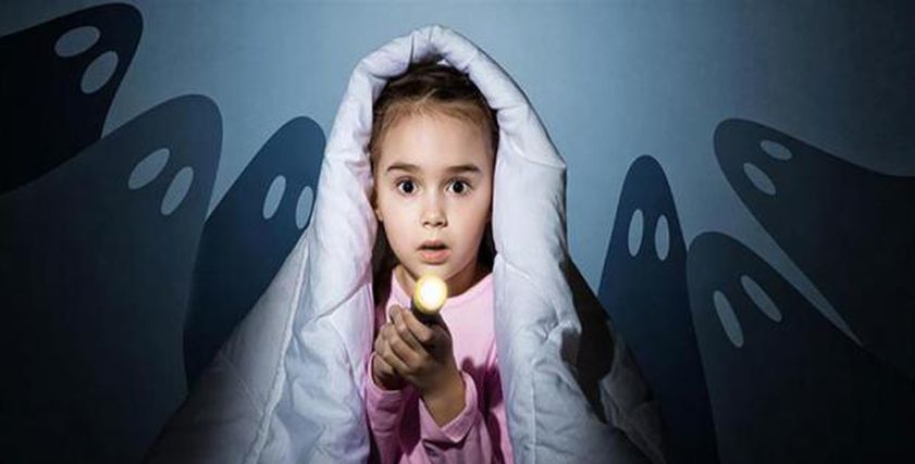 خطوات بسيطة تساعد في علاج خوف الأطفال من الظلام