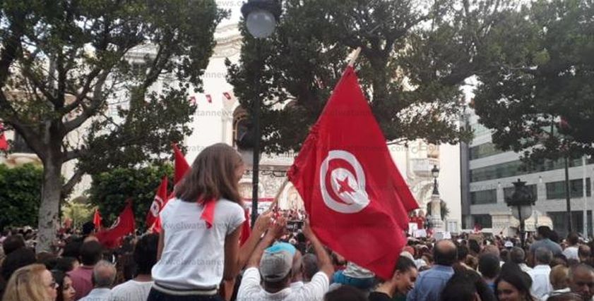 بالصور| مظاهرات في تونس تأييدا لمقترح 