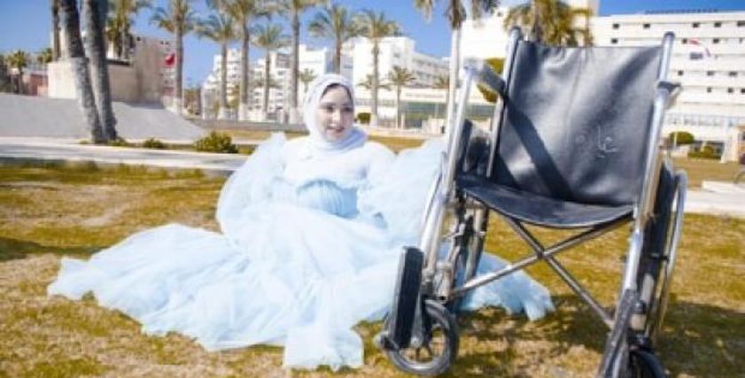 سارة محمد موديل من ذوي الإعاقة