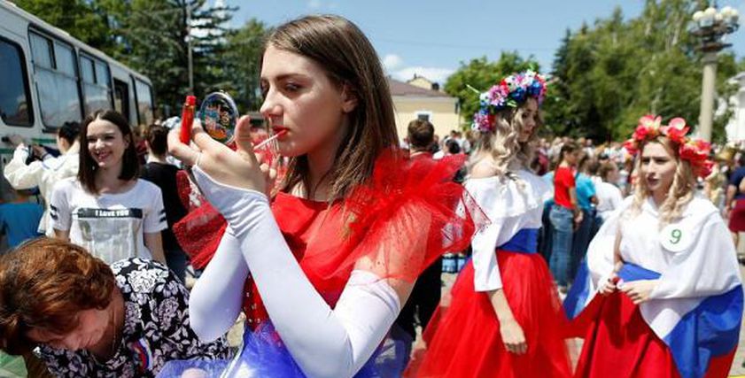  روسيا تعيد النظر فى قائمة تحظر عمل النساء فى عدد من المهن والوظائف 