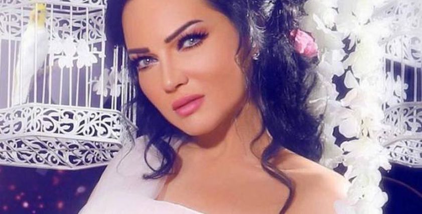 الفنانة صفاء سلطان