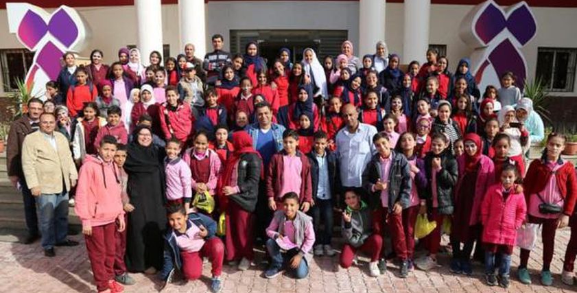 القومي للمرأة ينظم لقاء لطلاب مدرسة الشهيد هشام عبد العزيز في إطار حملة مناهضة العنف ضد المرأة