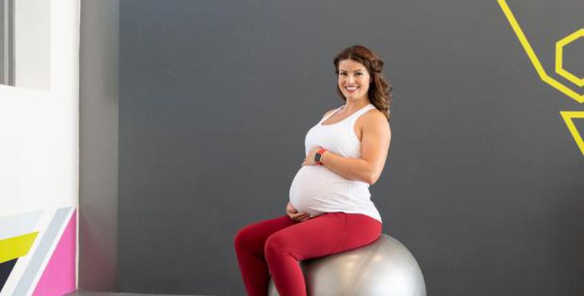 تمارين كرة الولادة أثناء الحمل