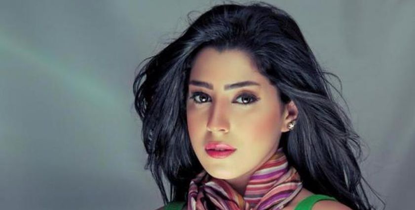 الفنانة آيتن عامر