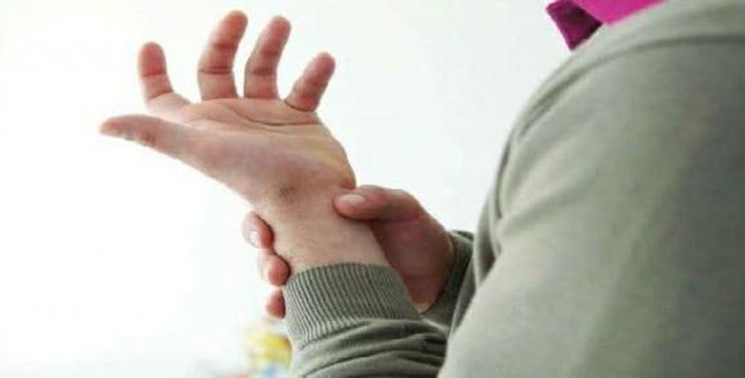 علاج اختناق عصب اليد بدون جراحة