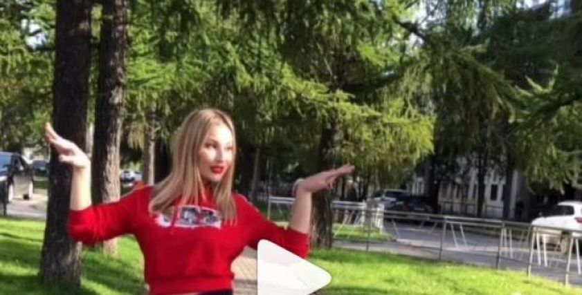 ممثلة روسية تتحدي المصرين برقصة