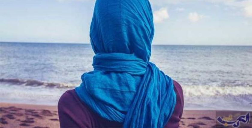 الإفتاء توضح حكم خلع المرأة للحجاب إذا تعرضت للأذى والاعتداء