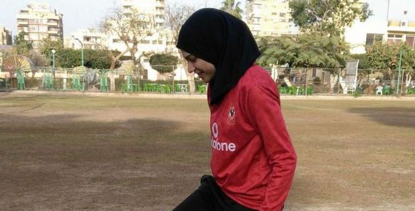 إيناس مصطفى لاعبة نادي الطيران لكرة القدم النسائية