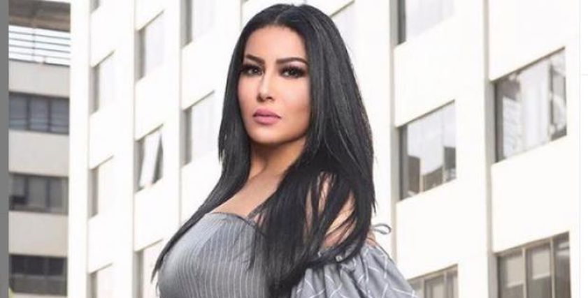 الفنانة سمية الخشاب