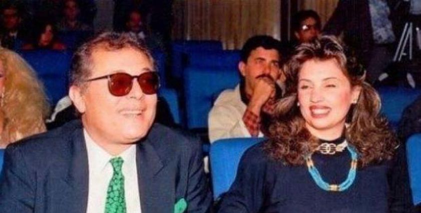 محمود عبد العزيز وزوجته