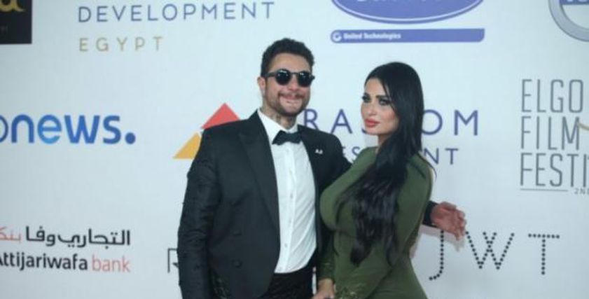أحمد الفيشاوى في ظهور جديد مع زوجته