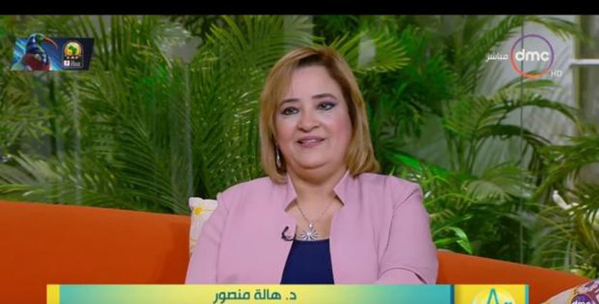 الدكتورة هالة منصور أستاذ علم الإجتماع بجامعة عين شمس