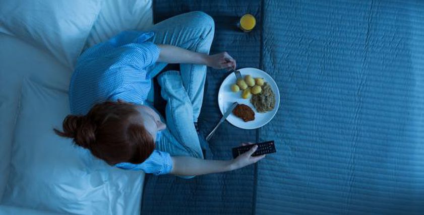 دراسة حديثة عن أهمية تناول الفطور والنوم المبكر
