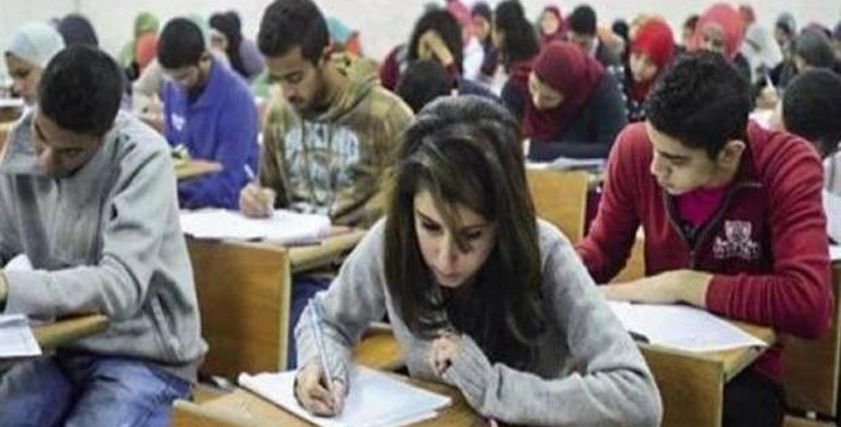 ثورة أمهات مصر: الطلاب يصوتون على الإجابة عبر تطبيق
