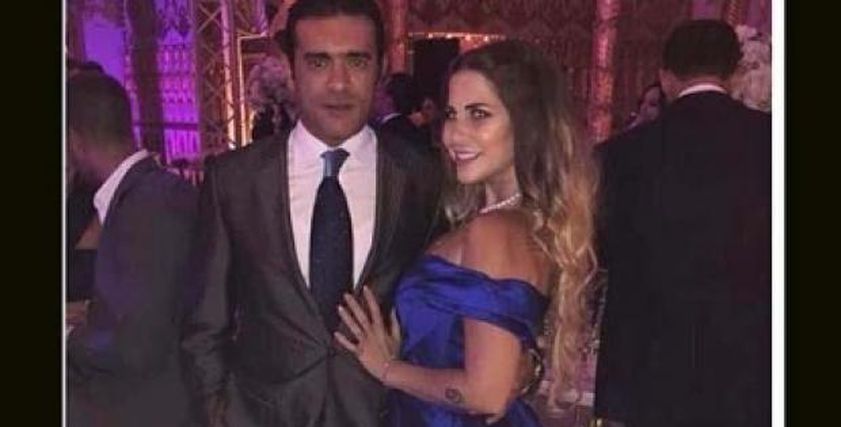 منة حسين فهمي بصحبة زوجها طارق جميل في أول ظهور لهما عقب اعلان زواجهم
