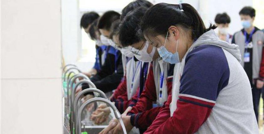 وزارة التربية الصينية تمنع توجيه عقوبات مهينة للطلاب في المدارس