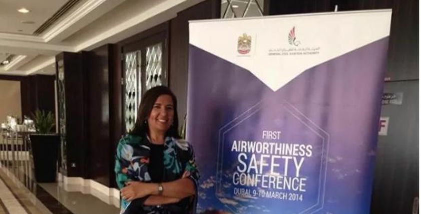 المهندسة نادية الكنزالي أول مهندسة صيانة طائرات في تونس