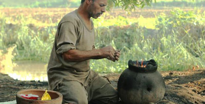 صناعة الفخار في قرية النزلة