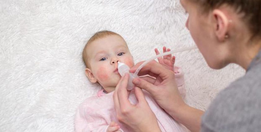علاج الخنفرة عند الرضع - تعبيرية