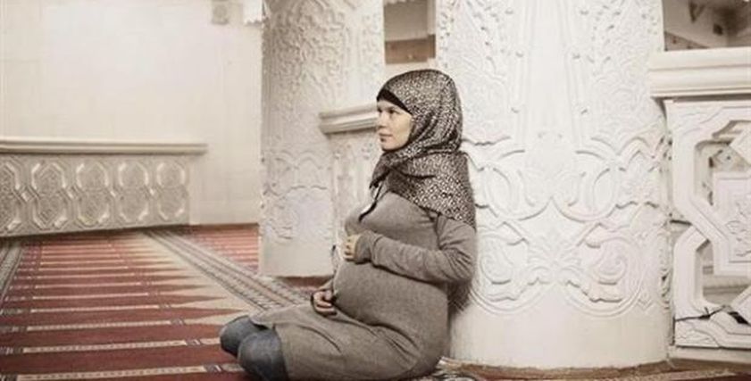 حكم الامتناع عن الصلاة بسبب الحمل