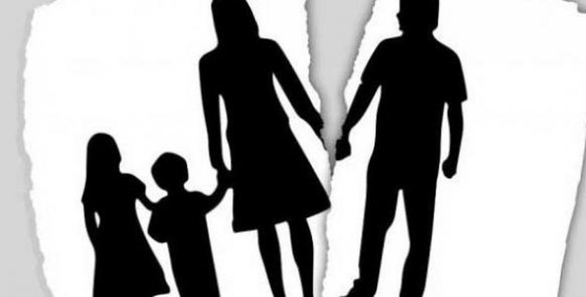 أسرة عقب قرار الطلاق