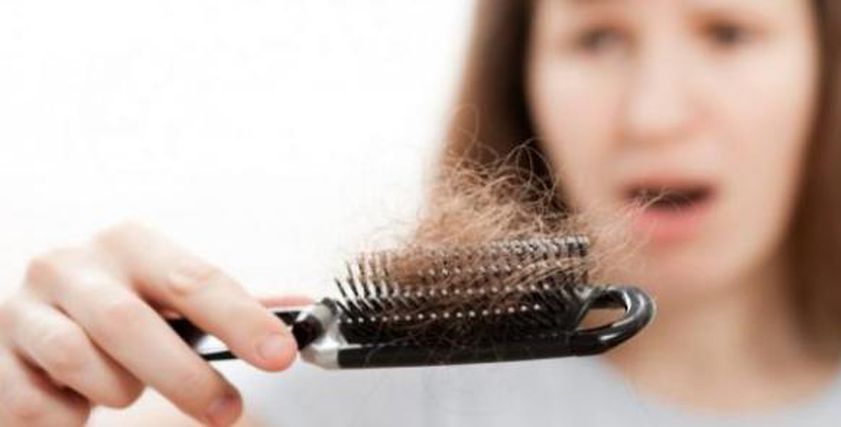 6 طرق طبيعية لمنع تساقط الشعر