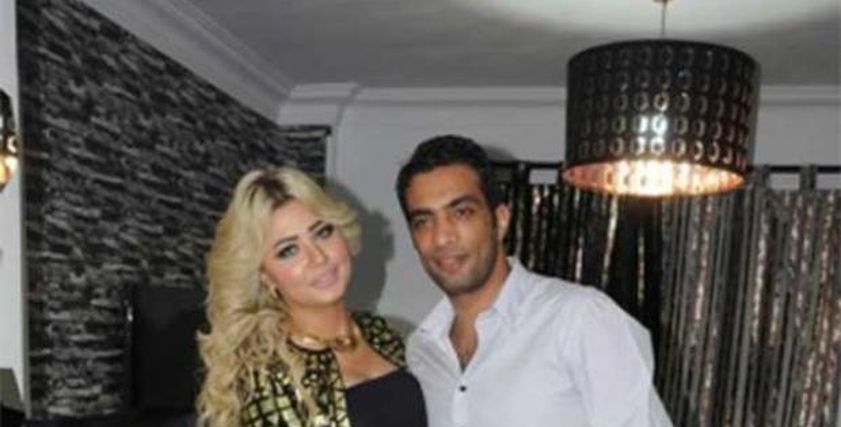 شادي محمد وزوجته