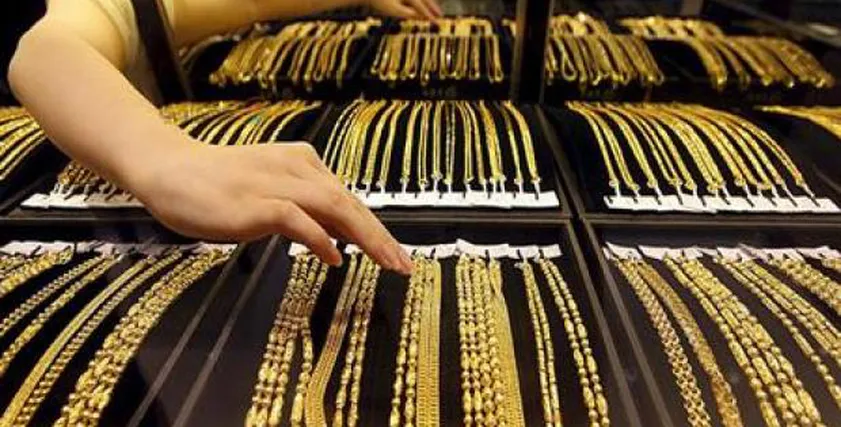 أسعار الذهب اليوم فرصة للبيع ولا الشراء؟