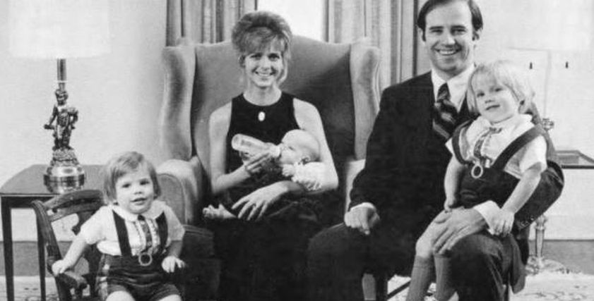 جو بايدن مع زوجته الأولى وأولاده