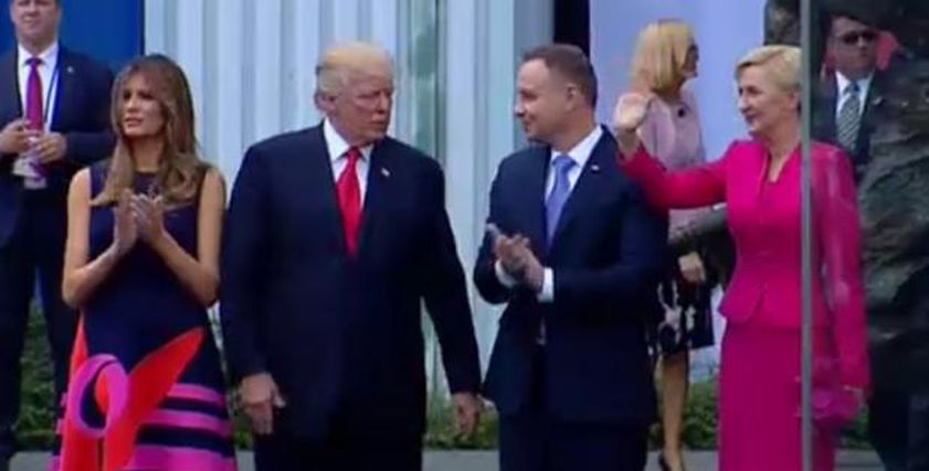الرئيسان البولندي والأمريكي بصحبة زوجتيهما