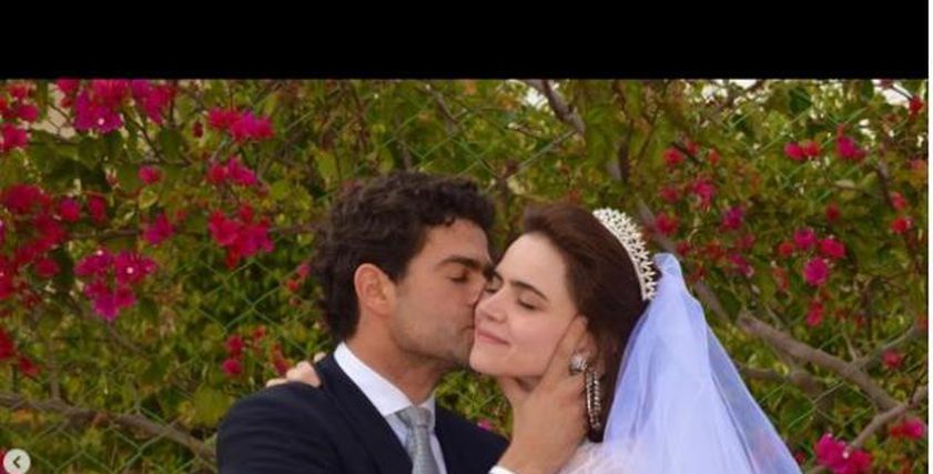 الفنان شريف حافظ وزوجته